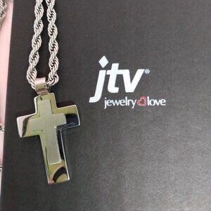 Men's cross pendant and chain